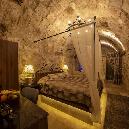 Sunak Cave Boutique 2*