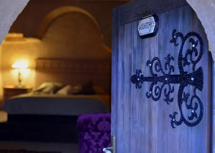 Sunak Cave Boutique Hotel