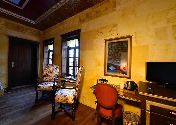 Sunak Cave Boutique 2*